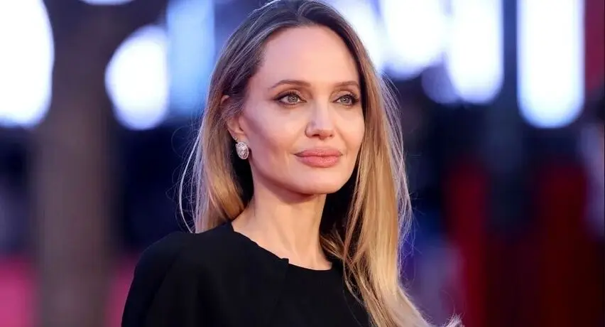 آنجلینا جولی برای انتخاب همسر فراخوان داد!
