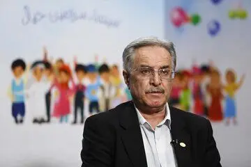 علی ژکان: یافتن موضوعی که هم شما را راضی کند هم ممیزی‌ها را، ساده نیست
