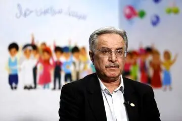 علی ژکان: یافتن موضوعی که هم شما را راضی کند هم ممیزی‌ها را، ساده نیست
