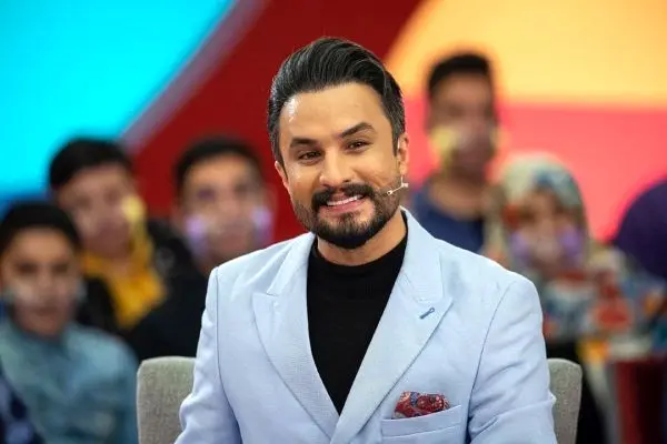 درباره خیانت خواننده نخراشیده داخلی به معین!