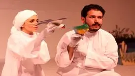 تئاتر ابزاری قدرتمند برای آموزش است؛ بازاریابی، هنرمند را خسته می‌کند!
