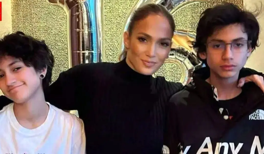 راز جنیفر لوپز در تربیت دوقلوها