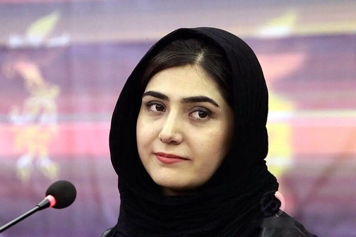 عکس جنجالی باران کوثری با موهای رنگی
