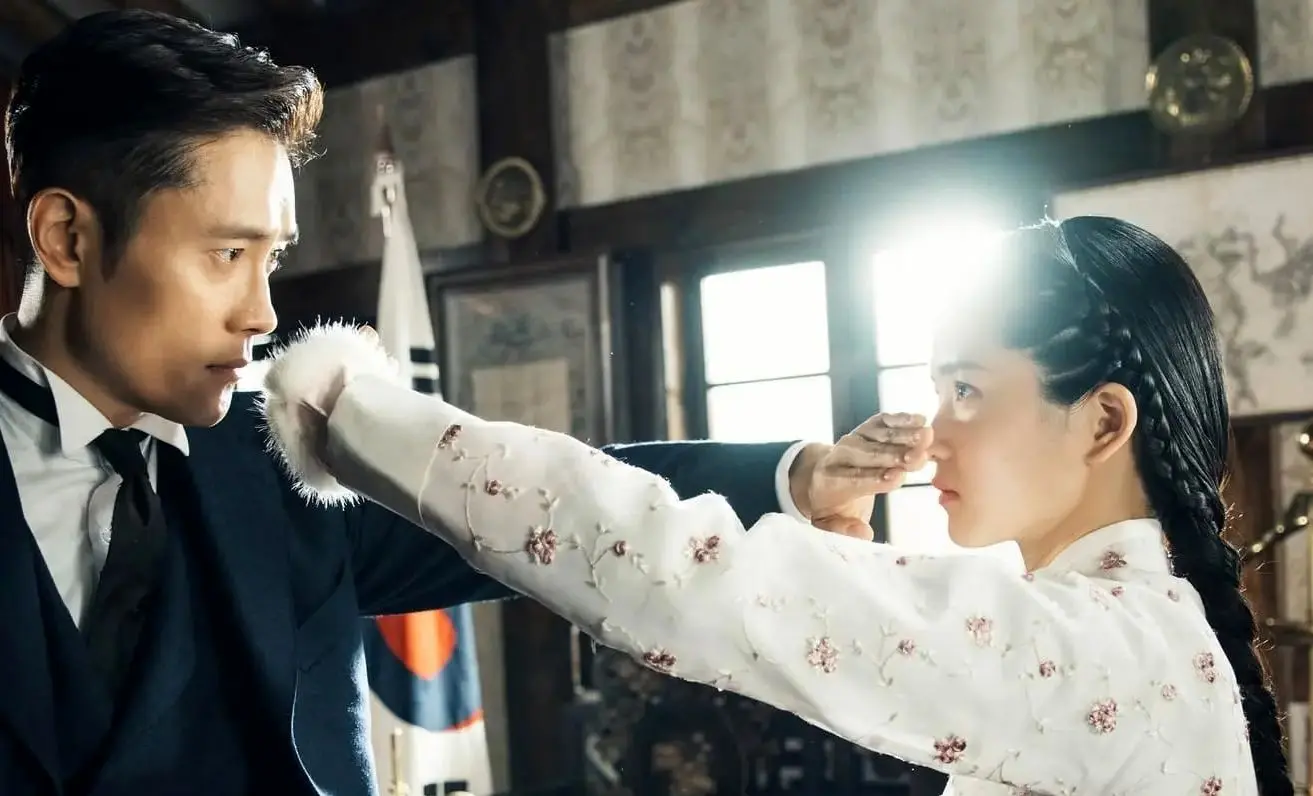 سریال‌های محبوب کره‌ای در میان مخاطبان ایرانی؛ از گابلین تا سقوط بر روی تو