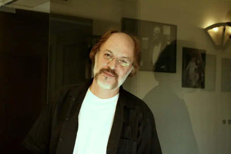 کنایه امین تارخ به سانسور الناز حبیبی در برنامه پژمان جمشیدی + عکس