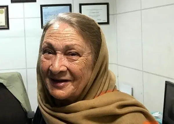 جنجال انتشار ویدئویی از پری امیرحمزه بازیگر پیشکسوت
