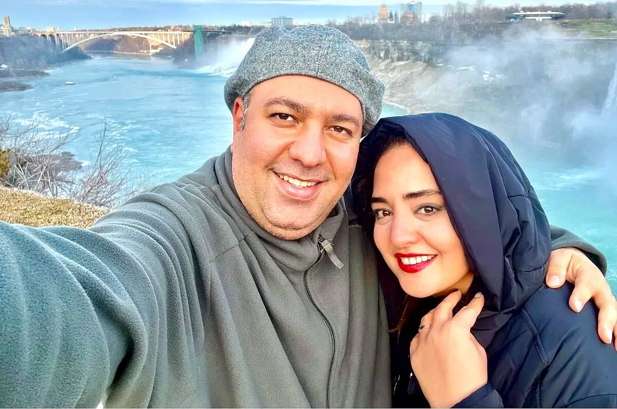 ژست عاشقانه نرگس محمدی و همسرش در یک مراسم