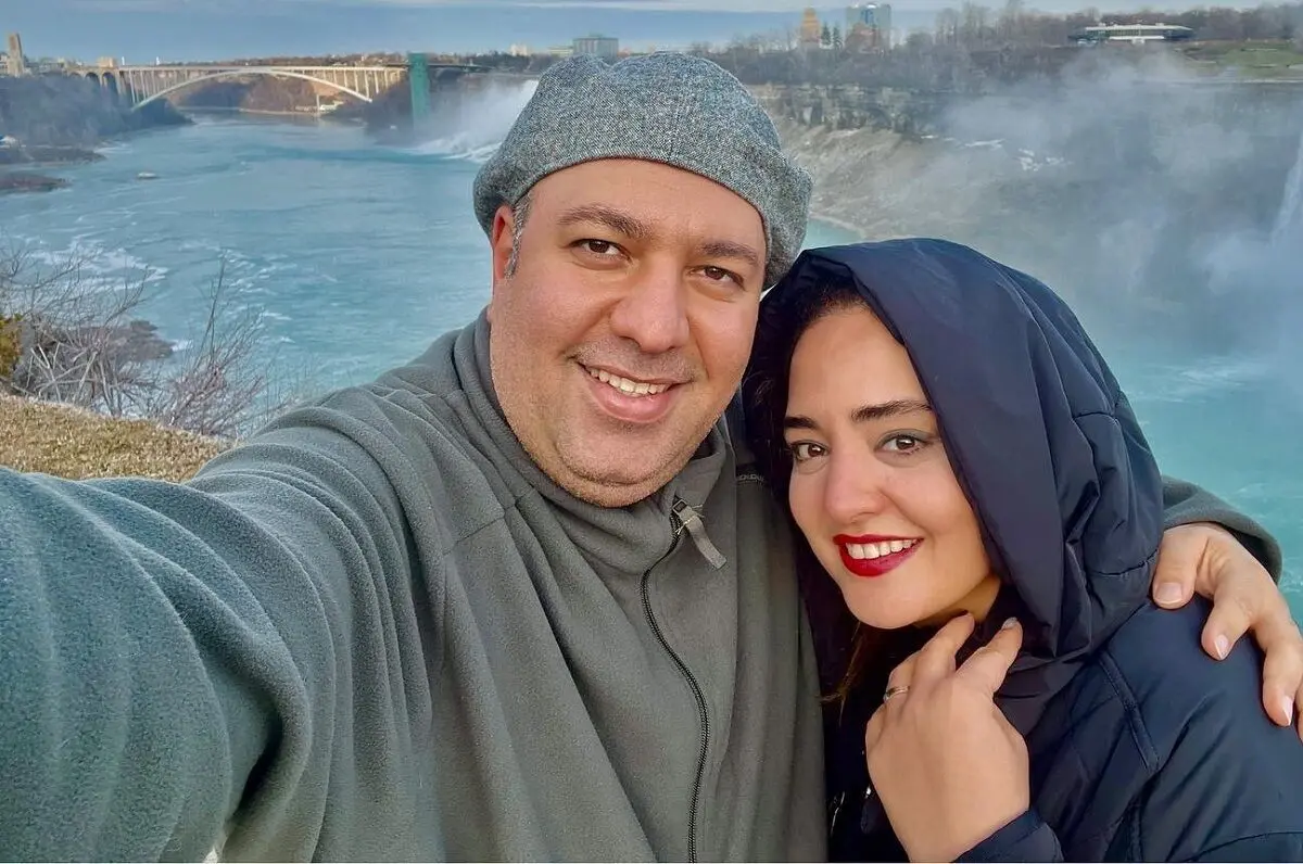 ژست عاشقانه نرگس محمدی و همسرش در یک مراسم
