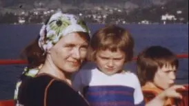 مستند زندگی برنده نوبل ادبیات در کشورهای مختلف دیده می‌شود
