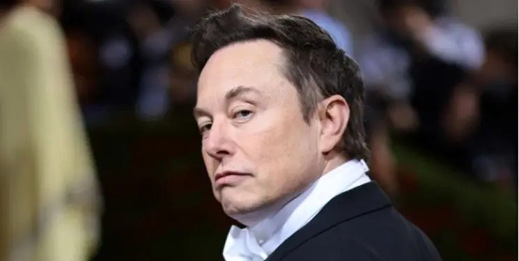 ایلان ماسک ستون‌نویس واشنگتن پست را از توئیتر معلق کرد/لورنز: او دیوانه است و هر مخالفی را ممنوع می‌کند
