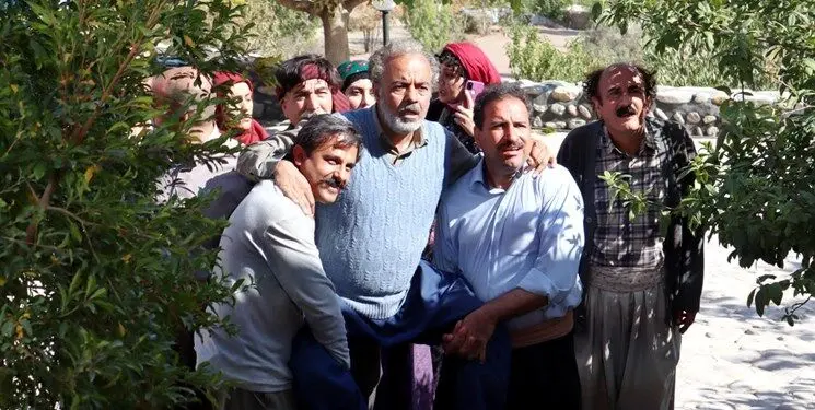 گفت‌وگو با تهیه‌کننده سریال «نون خ»/ چرا فرزندآوری و مهاجرت سوژه «نون خ 4» شد؟
