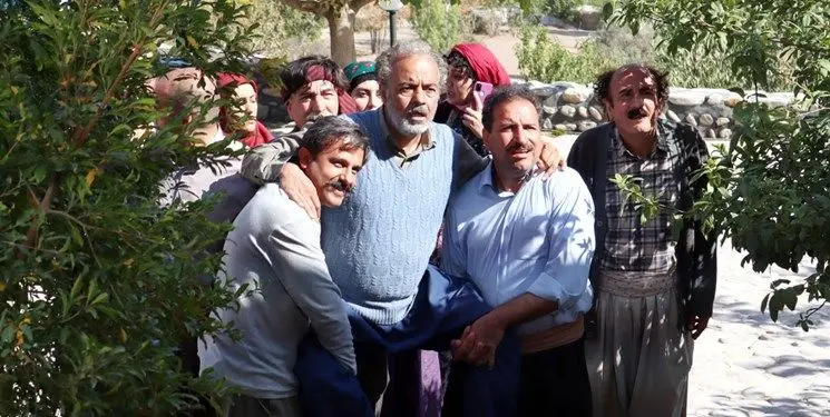 گفت‌وگو با تهیه‌کننده سریال «نون خ»/ چرا فرزندآوری و مهاجرت سوژه «نون خ 4» شد؟
