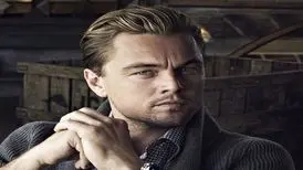 قابی دو نفره از دی‌کاپریو و پدرِ خواننده مشهور