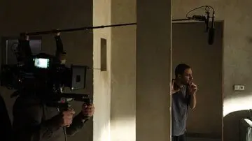 نوید محمدزاده با «شب، داخلی، دیوار» در جشنواره «کمرا ایمیج»
