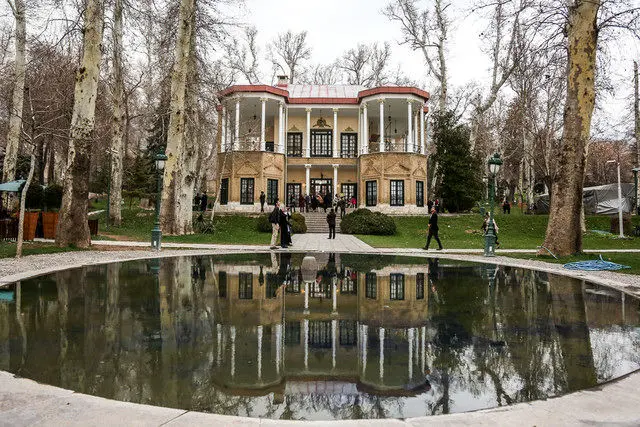 باغ کاخ نیاوران از فردا باز می‌شود
