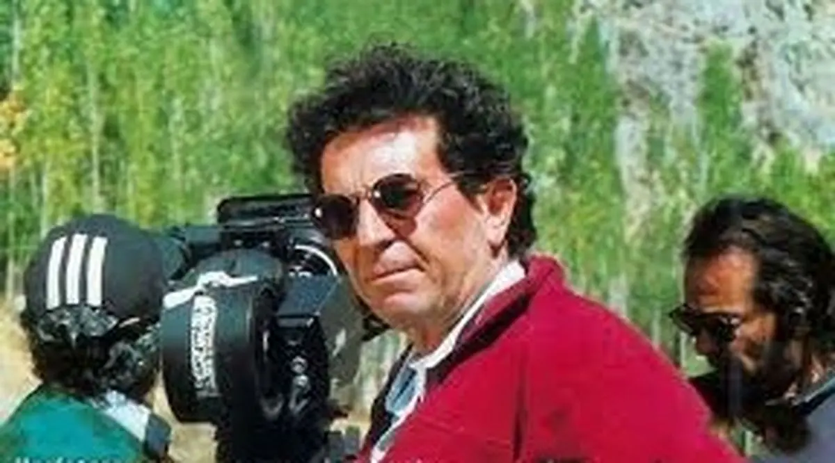 تصاویر قدیمی از زنده یاد داریوش مهرجویی/ لیست کامل از جوایز و افتخارات مهرجویی
