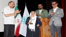 صدای ماندگار کودکی تجلیل شد/ ۴ مستند جدید از پیشکسوتان