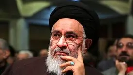 دکتر شفیعی کدکنی از مفاخر ادبی ایران هستند؛ چه کسی باور می‌کند کتاب ایشان با مشکل مواجه شود؟
