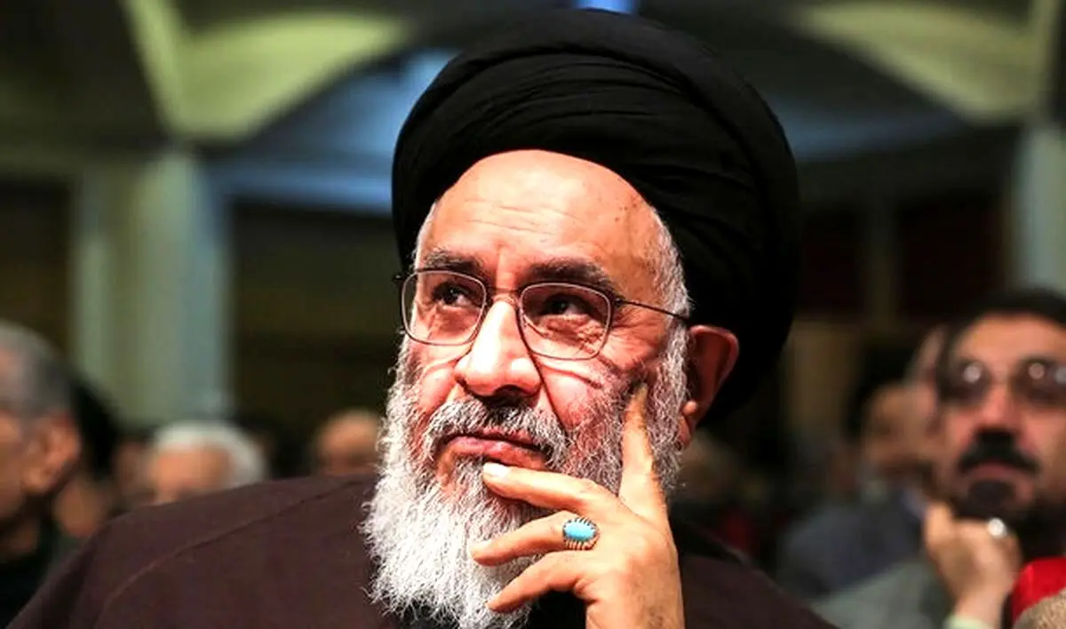 دکتر شفیعی کدکنی از مفاخر ادبی ایران هستند؛ چه کسی باور می‌کند کتاب ایشان با مشکل مواجه شود؟
