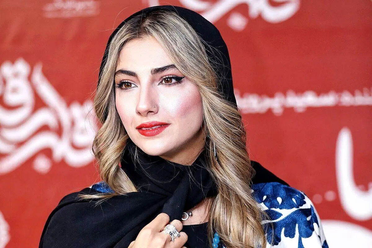 استایل جذاب محیا دهقانی در اکران خصوصی «قلب رقه»