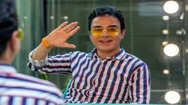 حیرت راننده دهه هفتادی از حضور عموپورنگ در ماشینش (فیلم)
