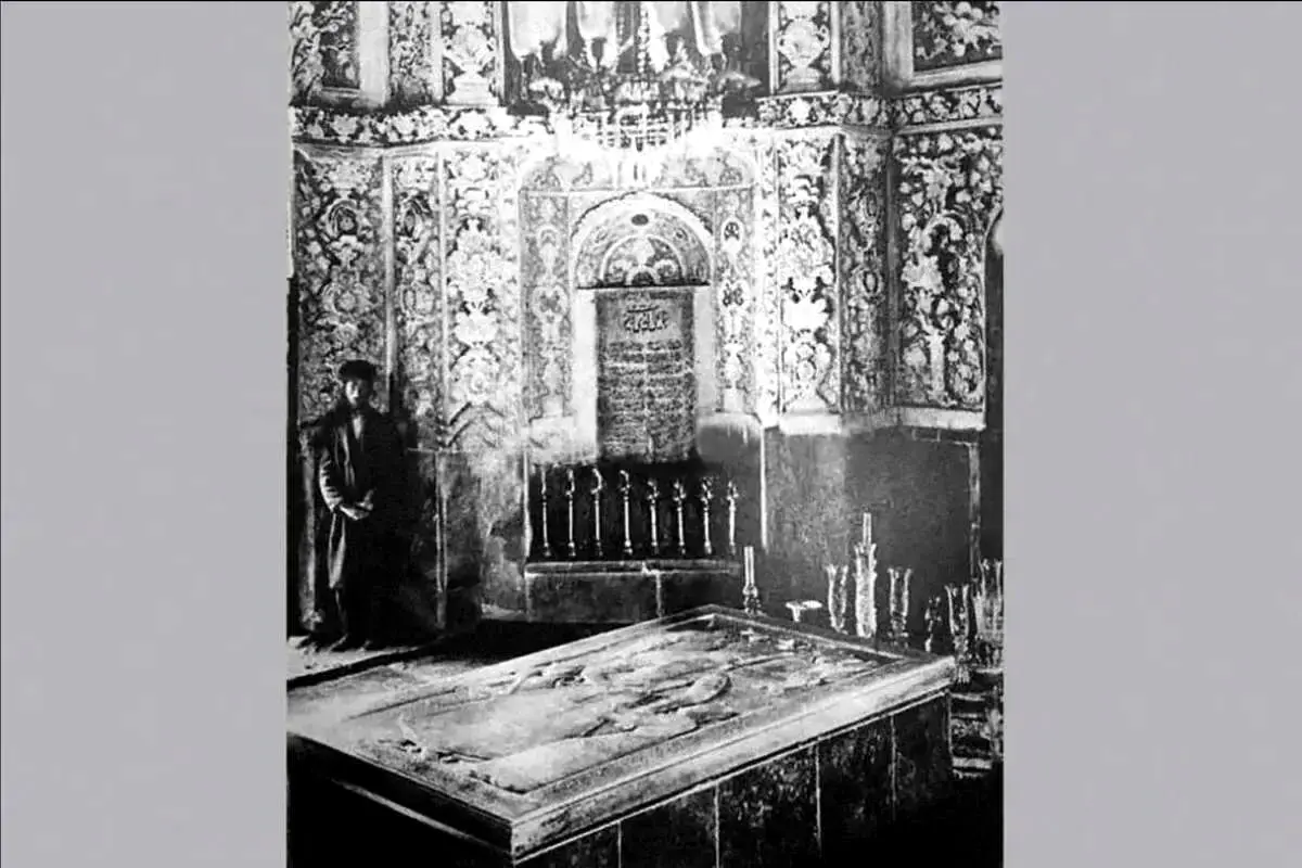 میراث ‌فرهنگی قم درباره آرامگاه فتحعلی شاه اطلاعیه صادر کرد

