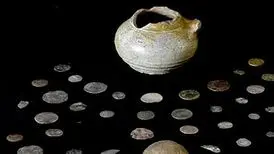 کشف انباری از سکه‌ با بیش از ۳ قرن قدمت
