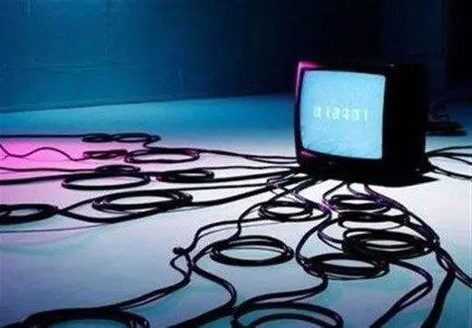 عباس رافعی: مدیران تلویزیون فکر می‌کنند هنرمندان بانیان وضع موجودند/ هنرمندان می‌دانند مدیون تلویزیونند/ ساترا نمونه دیکتاتوری رسانه‌ای است
