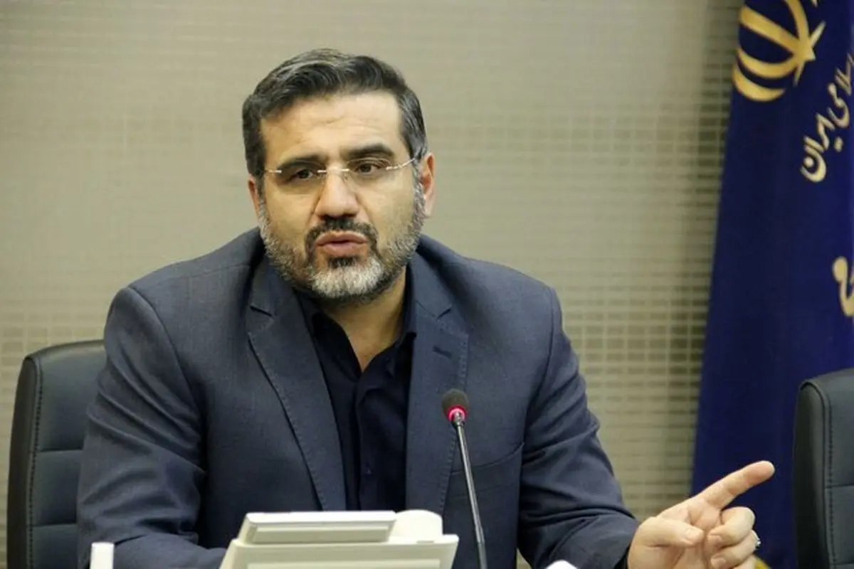 پاسخ وزیر ارشاد درباره ساخت فیلم بدون مجوز رسول‌اف