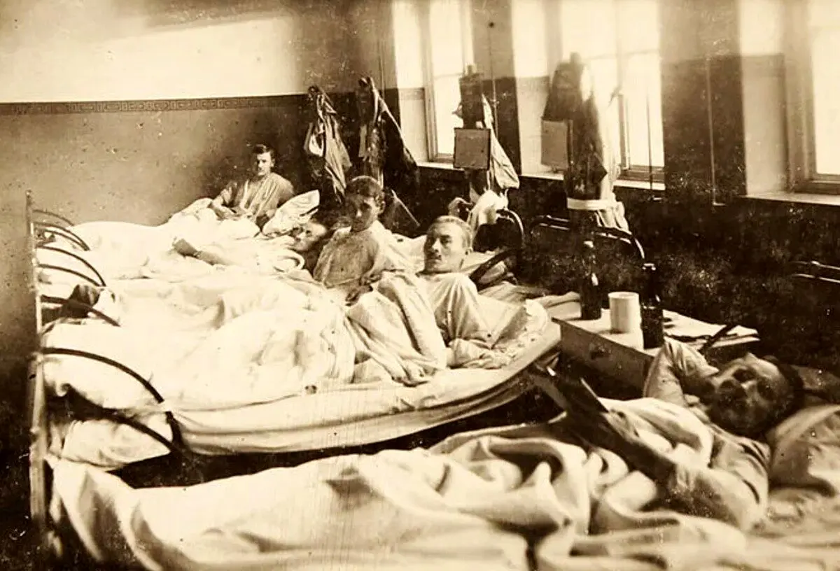 داستان حالا دراز می‌کشم از همینگوی/صوت