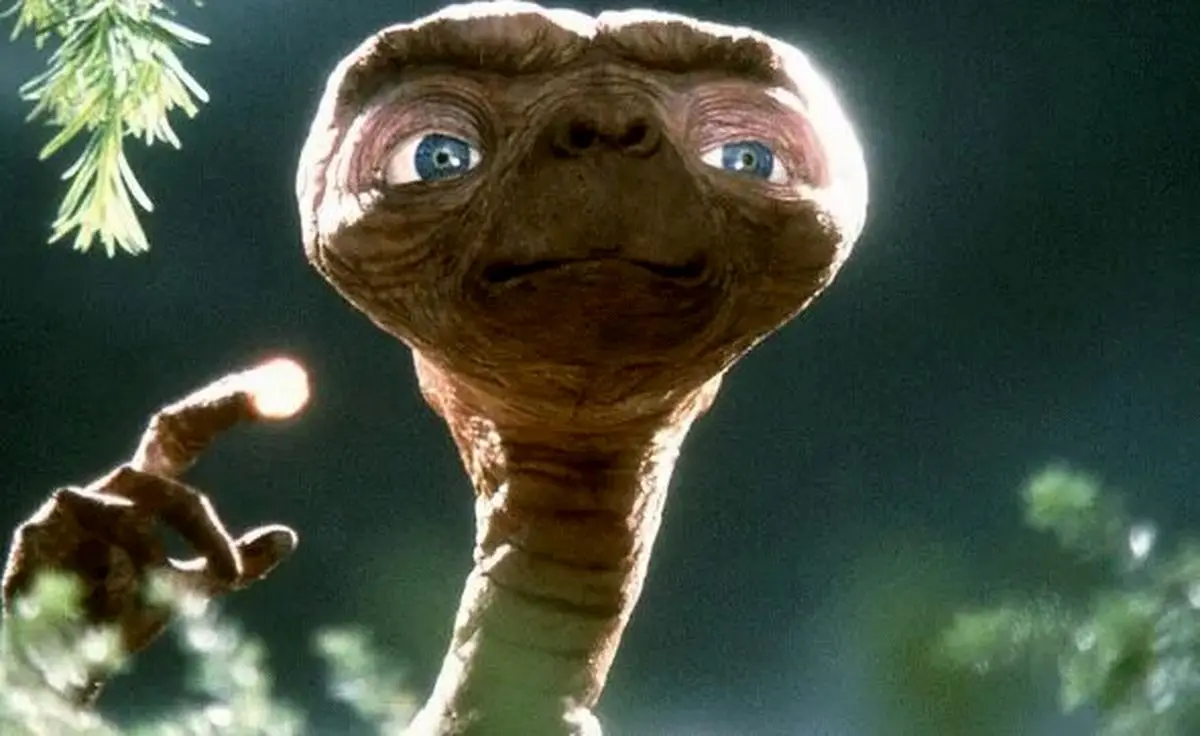 «ای.تی.» را میلیون‌ها دلار می‌فروشند
