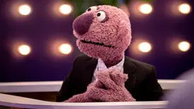 وقتی جناب خان پیگیر گرفتن شماره هدیه تهرانی و سحر دولتشاهی می شود/ ویدئو
