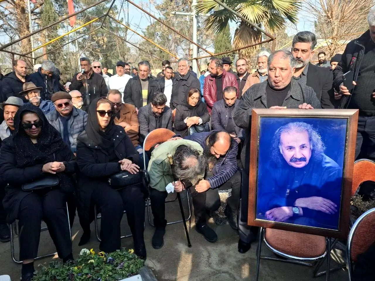 خاکسپاری سعید پیردوست در قطعه هنرمندان