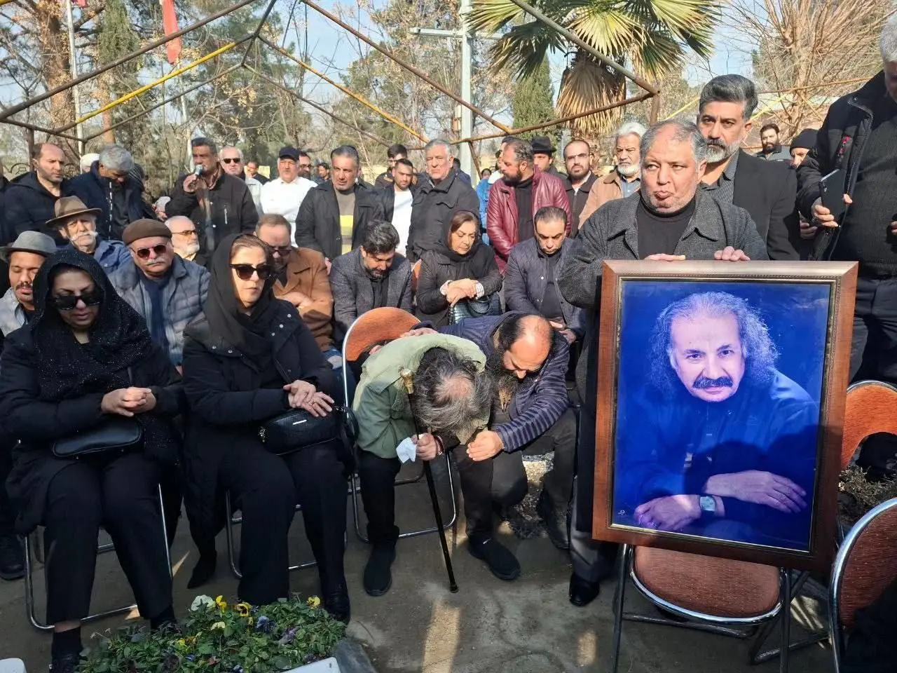 خاکسپاری سعید پیردوست در قطعه هنرمندان
