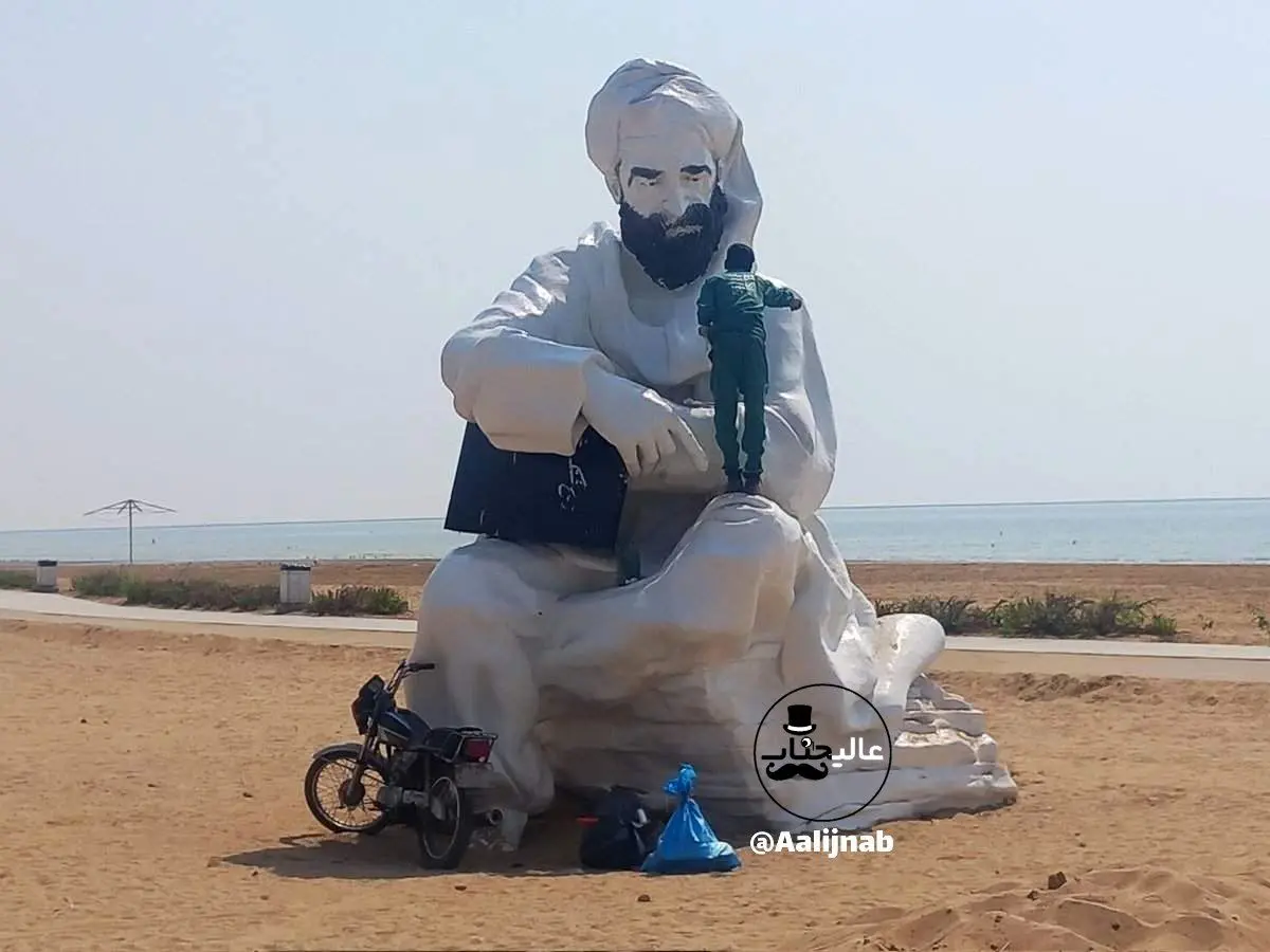 کار عجیبی که شهرداری با این مجسمه‌ها کرد!

