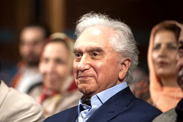 مردی که با ساخت موسیقی گاو ماندگار شد