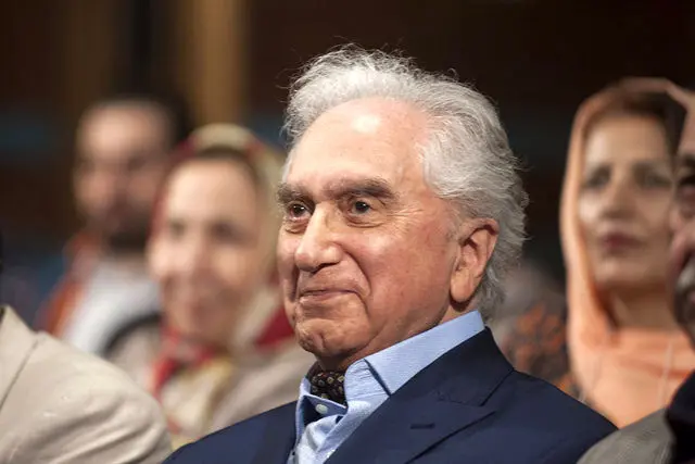 مردی که با ساخت موسیقی گاو ماندگار شد