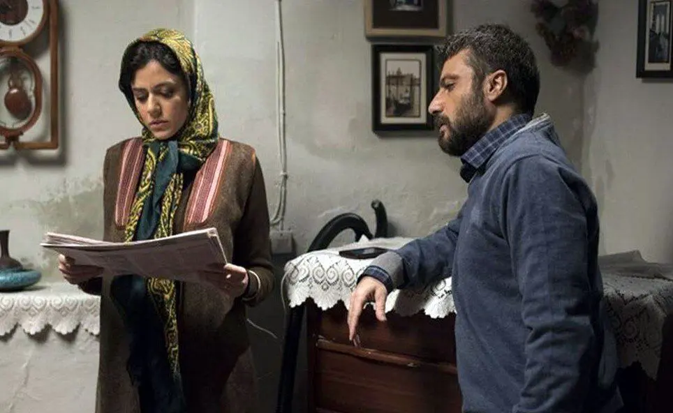 کارنامه سیروس الوند از «دست‌های آلوده» تا «یک سیب برای تو»  
