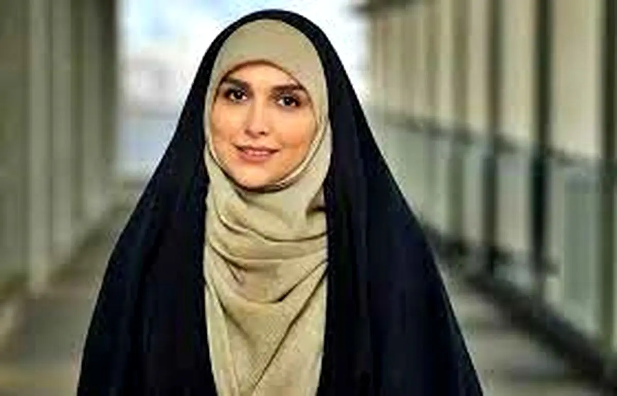 اولین عکس از موهای چتری خانم مجری محجبه
