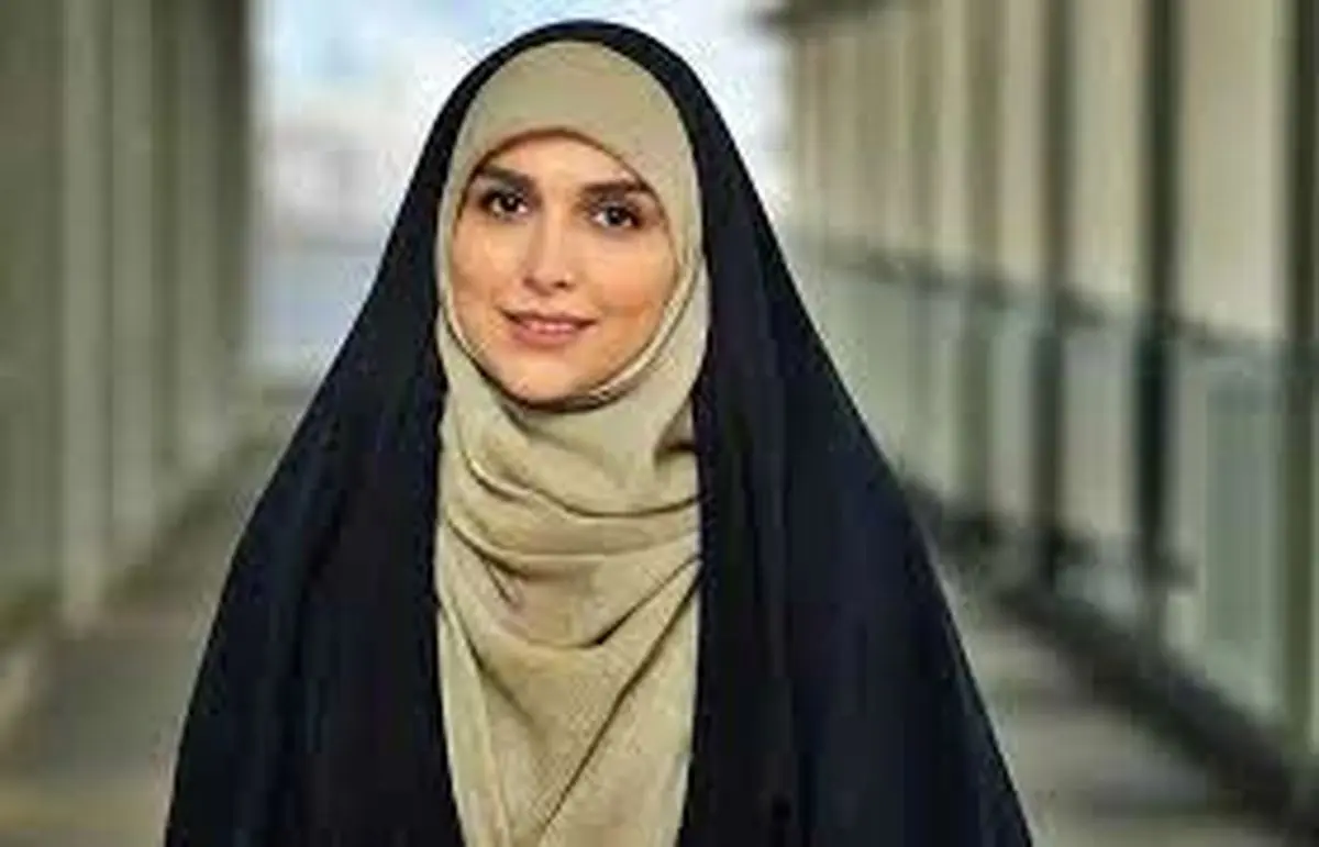 اولین عکس از موهای چتری خانم مجری محجبه
