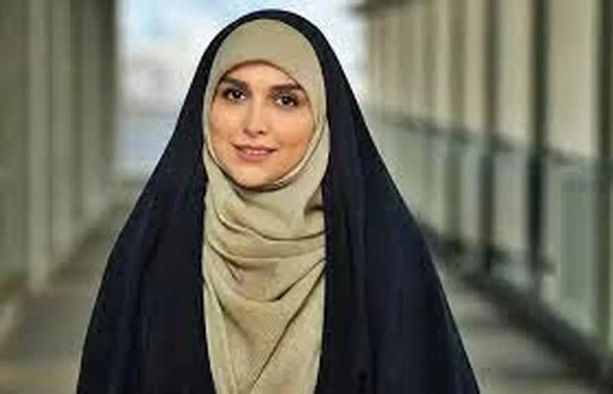 اولین عکس از موهای چتری خانم مجری محجبه
