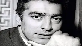 عکسی از فردین کنار دریای خزر در سال ۱۳۵۰
