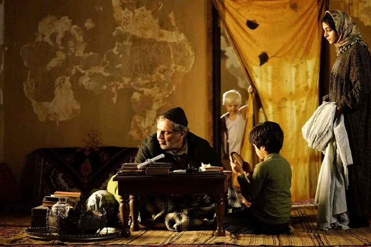 رونمایی از تیزر «آدم‌فروش»
