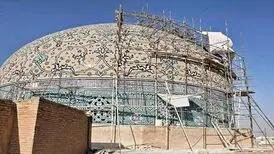 طغیانی: ۲ گنبد مسجد شیخ لطف‌الله و جامع عباسی به افتضاح مرمتی کشور تبدیل شده‌اند