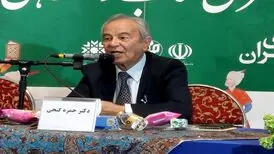 آیا خروجی کار مترجمان و مؤلفان غیرفارسی‌زبان کیفیت ادبی پایین‌تری دارد؟