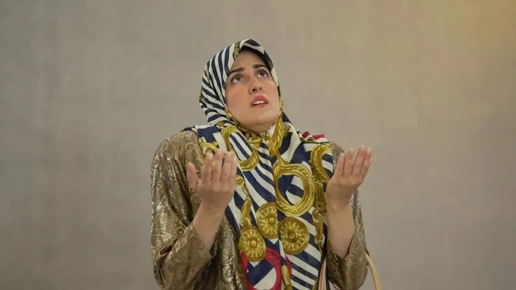 خدایا جون مادرت منو پولدار کن!