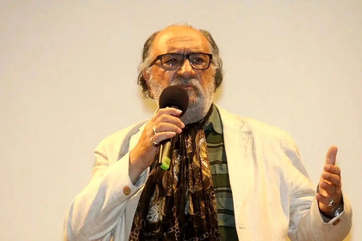 کنایه داریوش ارجمند به علی کریمی؛ حالا که رفتی آن طرف مرز چه شدی؟/ ویدئو
