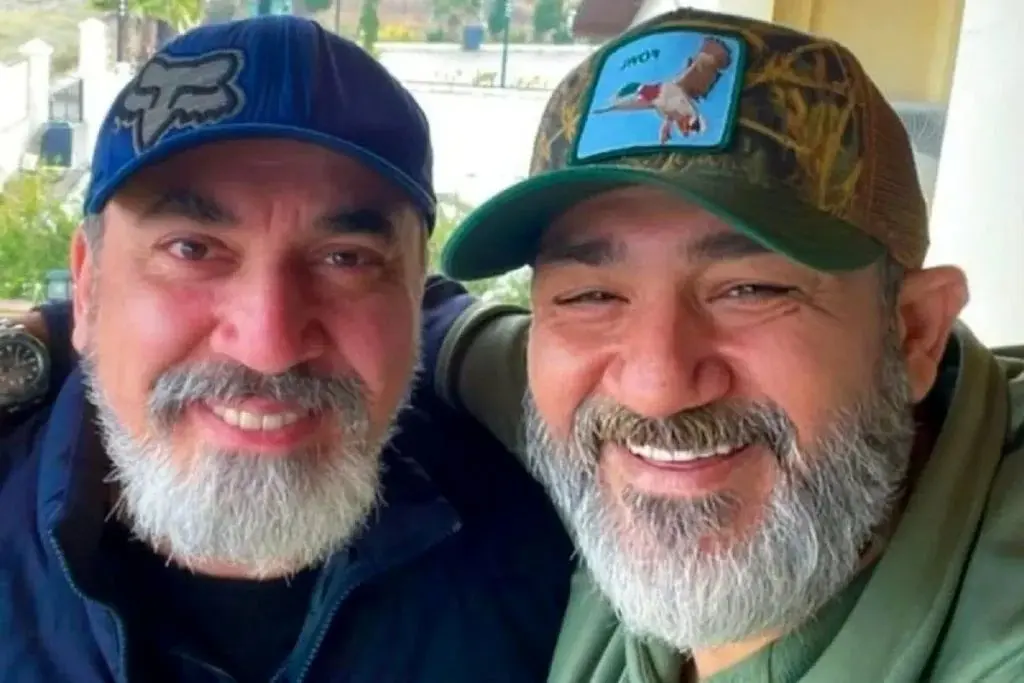 واکنش یک نویسنده به عذرخواهی سیامک انصاری و مهران غفوریان؛ چرا اینقدر با تأخیر؟!
