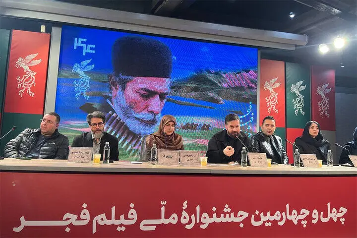 سینمای اجتماعی رو به قبله است؛ ادای دین «بیلبورد» به سینما
