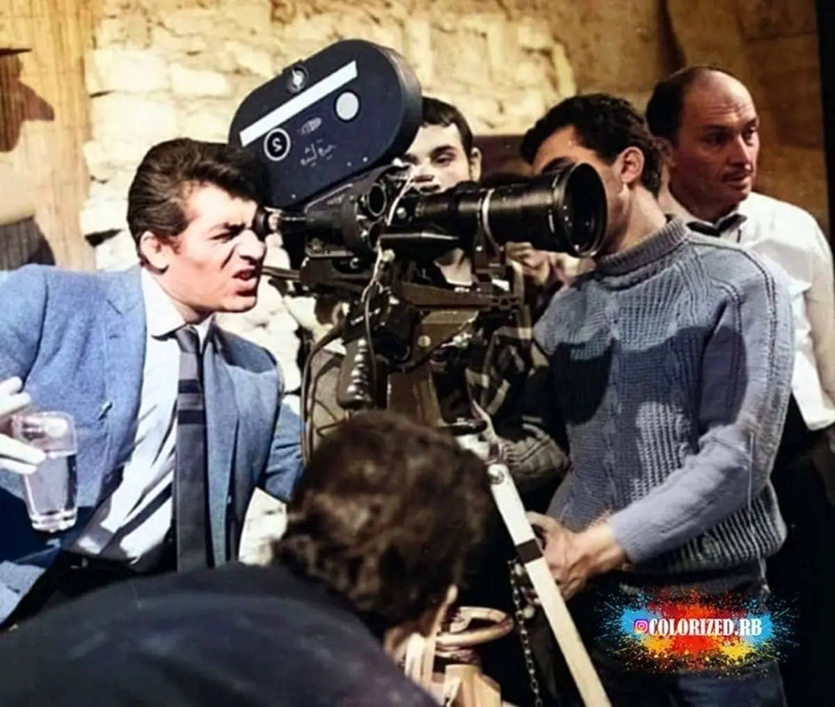 سال ۱۳۴۷؛ «فردین» در پشت صحنه فیلم سلطان قلب‌ها/ تصاویر
